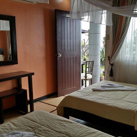 Crystal Blue Resort Batangas Exterior foto